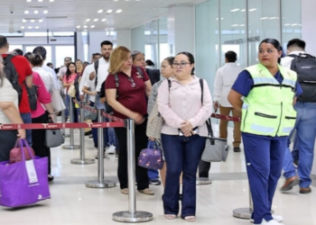 PRI plantea nuevos permisos pagados para burócratas…¡ahora por asuntos escolares!