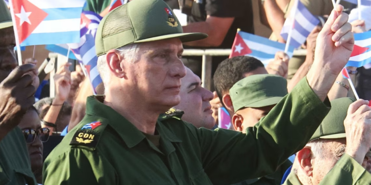 Diaz-Canel se la «canta» a Trump: «No le tenemos miedo a la guerra».