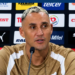 Keylor Navas pide más refuerzos para Pumas.