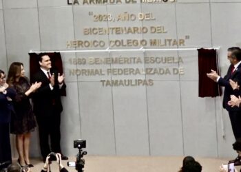 Inmortalizan con letras doradas 137 años de historia de la Normal Federalizada