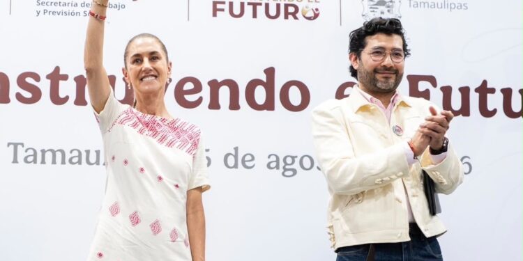 “La educación no es mercancía”: Sheinbaum carga contra viejo modelo social