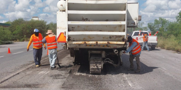 Inyecta gobierno de Américo casi 800 MDP en conservación de carreteras