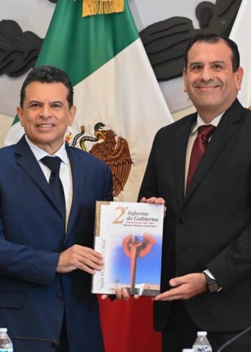 Entrega alcalde Eduardo Gattás al Cabildo su Segundo Informe de Resultados.