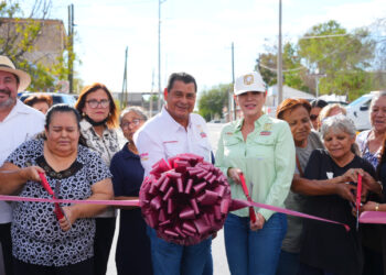 Carmen Lilia entrega obras viales por más de 7 millones de pesos en Nuevo Laredo