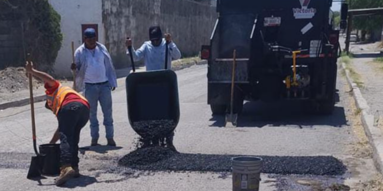 Aceleran plan de bacheo en Victoria