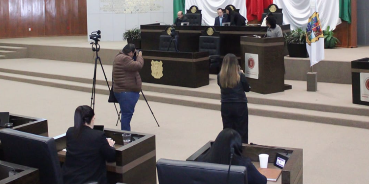 Llaman a diputados a Sesión extraordinaria.