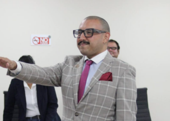 Activista LGBT y defensor de personas  con VIH se integra a la CODHET   