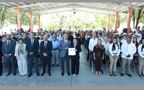 Refrenda Américo impulso a la vocación agropecuaria de Palmillas