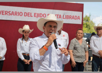 Celebran Lucy y Lalo Gattás con familias el 89 aniversario de Santa Librada.