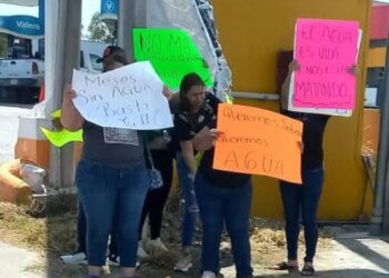 Protesta e inconformidad empañan informe de Verónica Aguirre