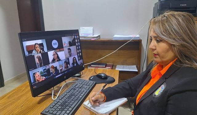 Amagan con multa a funcionaria de CODHET por incumplir sentencia de amparo
