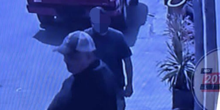 Le roban camioneta con falsa transferencia en Valle Hermoso
