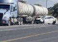 Tráiler causa choque múltiple con 5 lesionados