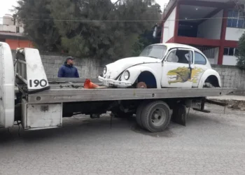 ¡Cuidado! Tránsito retirará con grúa vehículos abandonados en Victoria