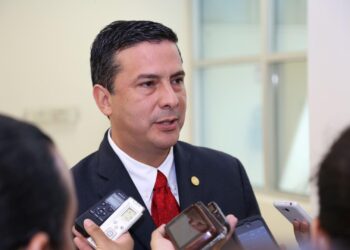 Ramiro Ramos llama a formar un solo bloque contra Morena en 2027