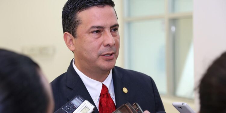 Ramiro Ramos llama a formar un solo bloque contra Morena en 2027