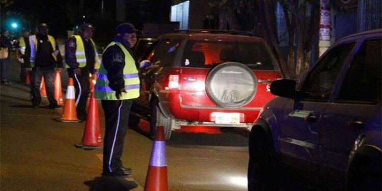 Conducir ebrio con menores a bordo podría costar hasta tres años de cárcel