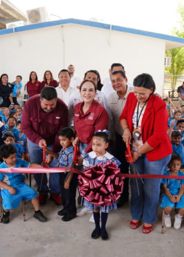 Carmen Lilia invierte 4.2 mdp en obras para mejorar escuelas de Nuevo Laredo