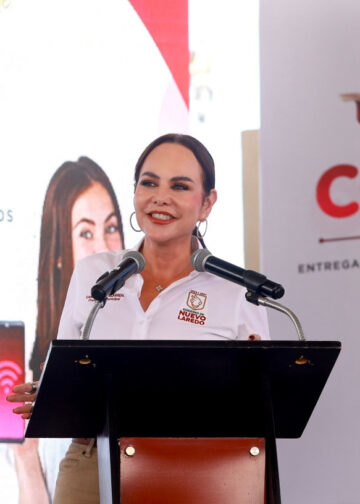 Más de 250 escuelas de Nuevo Laredo reciben obras y apoyos municipales
