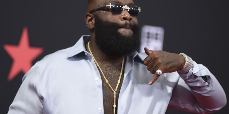 Arrestan a Rick Ross por presunta agresión en Miami Beach