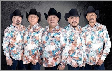 Pesado celebra en Monterrey 33 años de carrera.