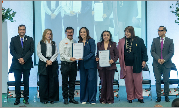 Encabeza el rector Dámaso Anaya el 59 Aniversario de la FCAV