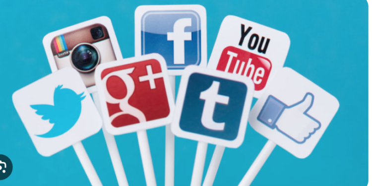 Obligarán a exfuncionarios a entregar redes oficiales