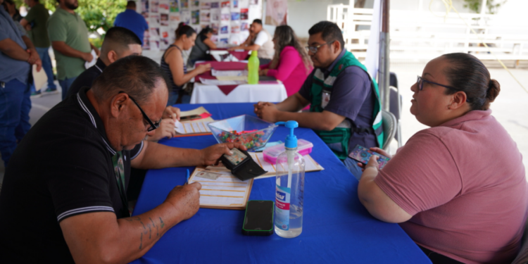 Mantiene Gobierno municipal vinculación laboral y anuncia más de 200 vacantes