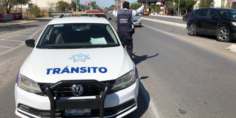 Multan a traileros por ingresar sin permiso a Ciudad Victoria