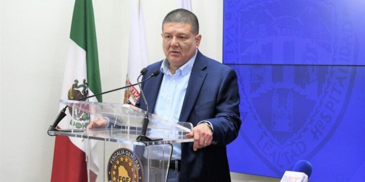 Detienen a exfiscal de Chihuahua por presunta traición a la patria