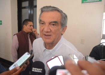 Pide Américo a aspirantes calma y evitar guerra sucia