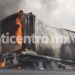Muere chofer en choque e incendio de dos tráileres en la Victoria-Zaragoza